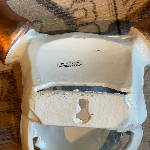 Metal Decorative Faux Animal Skull with Rose Gold Horns - Picture 2 of 5